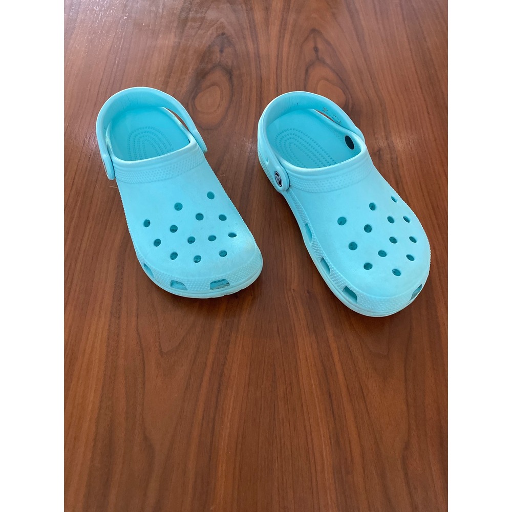 Crocs Classic Clogs Light Blue Aqua Women 8 Men 6 Slip On Comfort Shoes